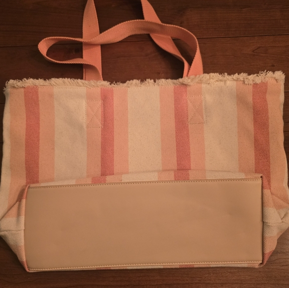 Spartina Striped Flamingo Tote and Pouch Set - Picture 3 of 6